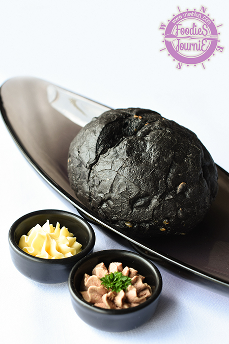 Charcoal bread with Truffle butter & Chicken liver pate